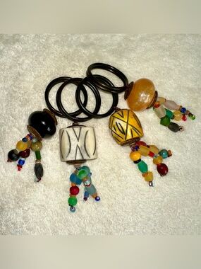 Pier 1 Vintage Beaded Napkin Rings Wood Bone Tribal Boho Table Decor Set of 4